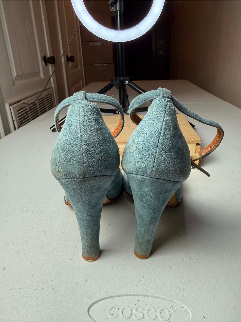 Marc Jacobs dusty blue suede heels Sz 8.5 Broken hook - Picture 5 of 13